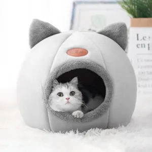 Winter Comfort Cat Bed