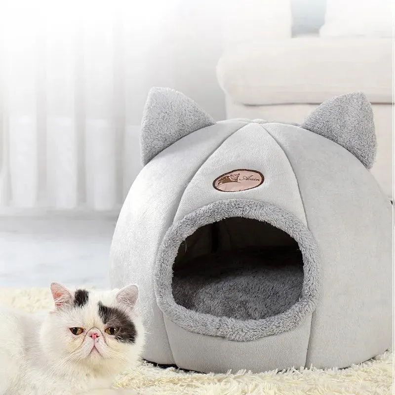 Winter Comfort Cat Bed